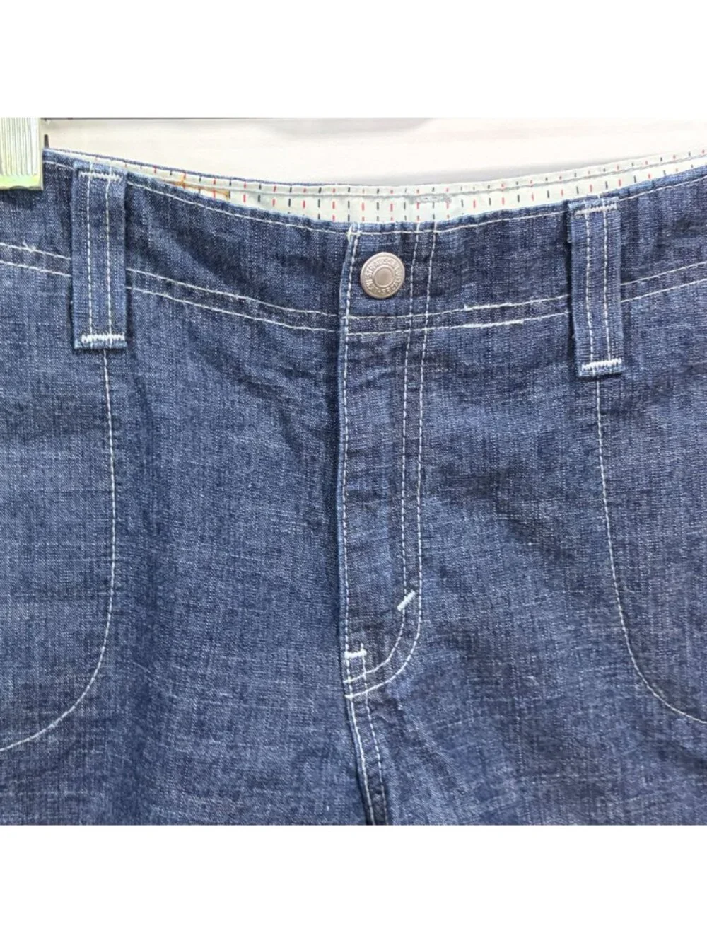 Levis Denim Jean Shorts Womens Size 10 Blue Cotton High Waist Flat Front Casual